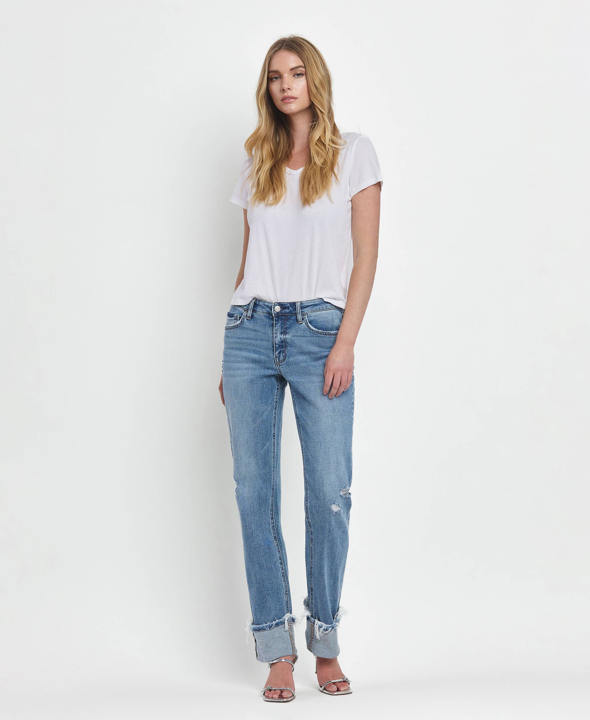 Mid Rise Cuffed Straight Jean