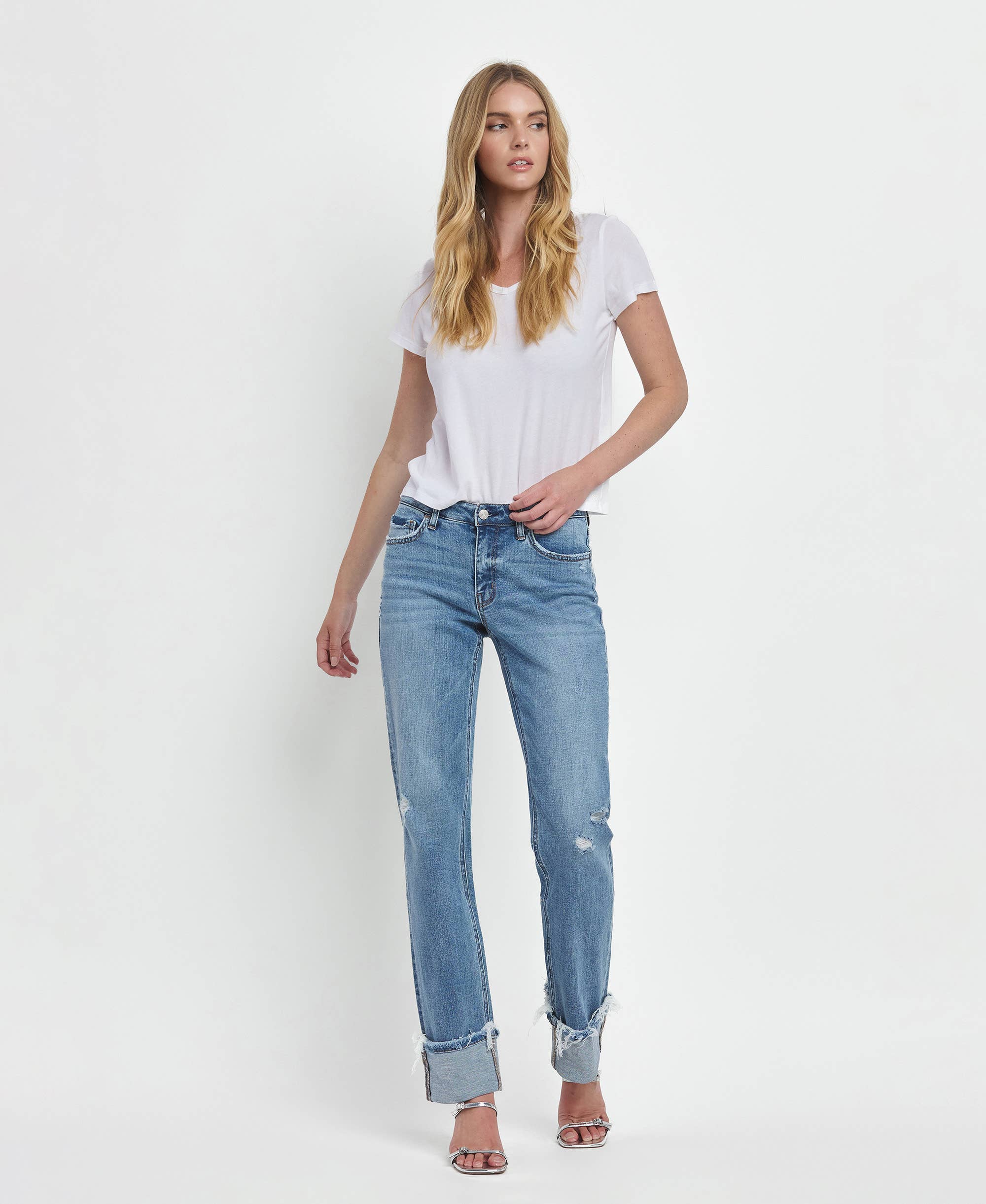 Mid Rise Cuffed Straight Jean