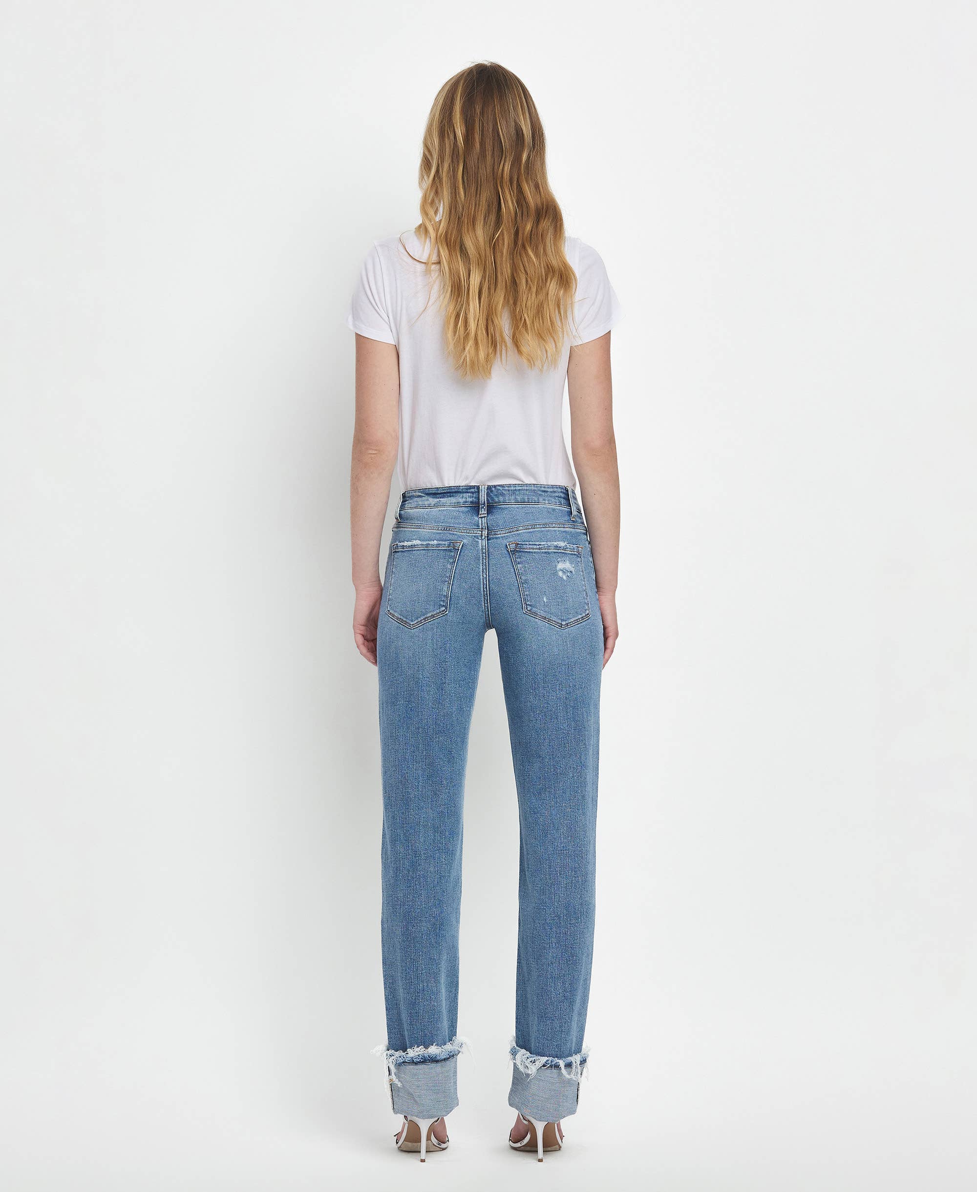 Mid Rise Cuffed Straight Jean