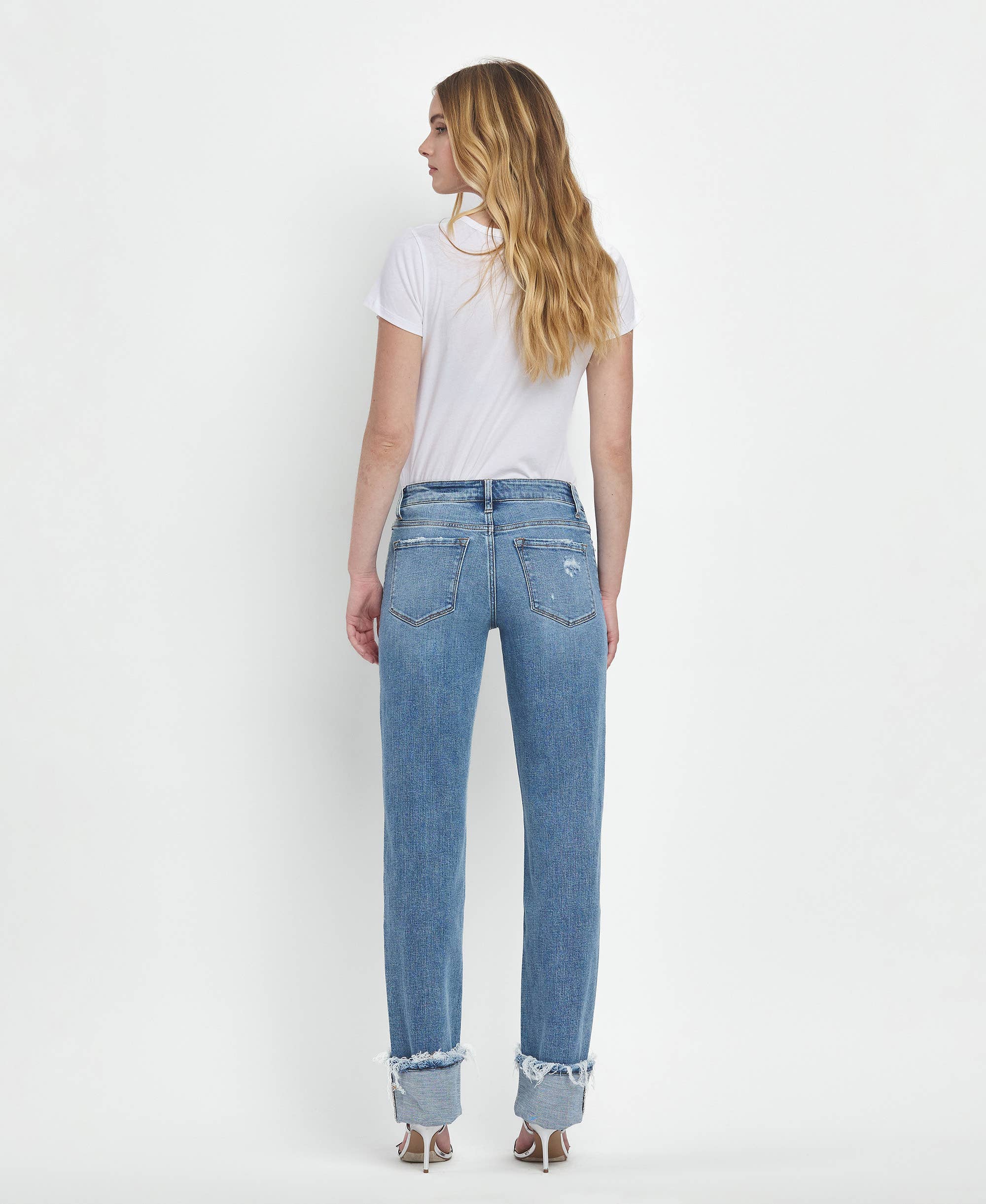 Mid Rise Cuffed Straight Jean