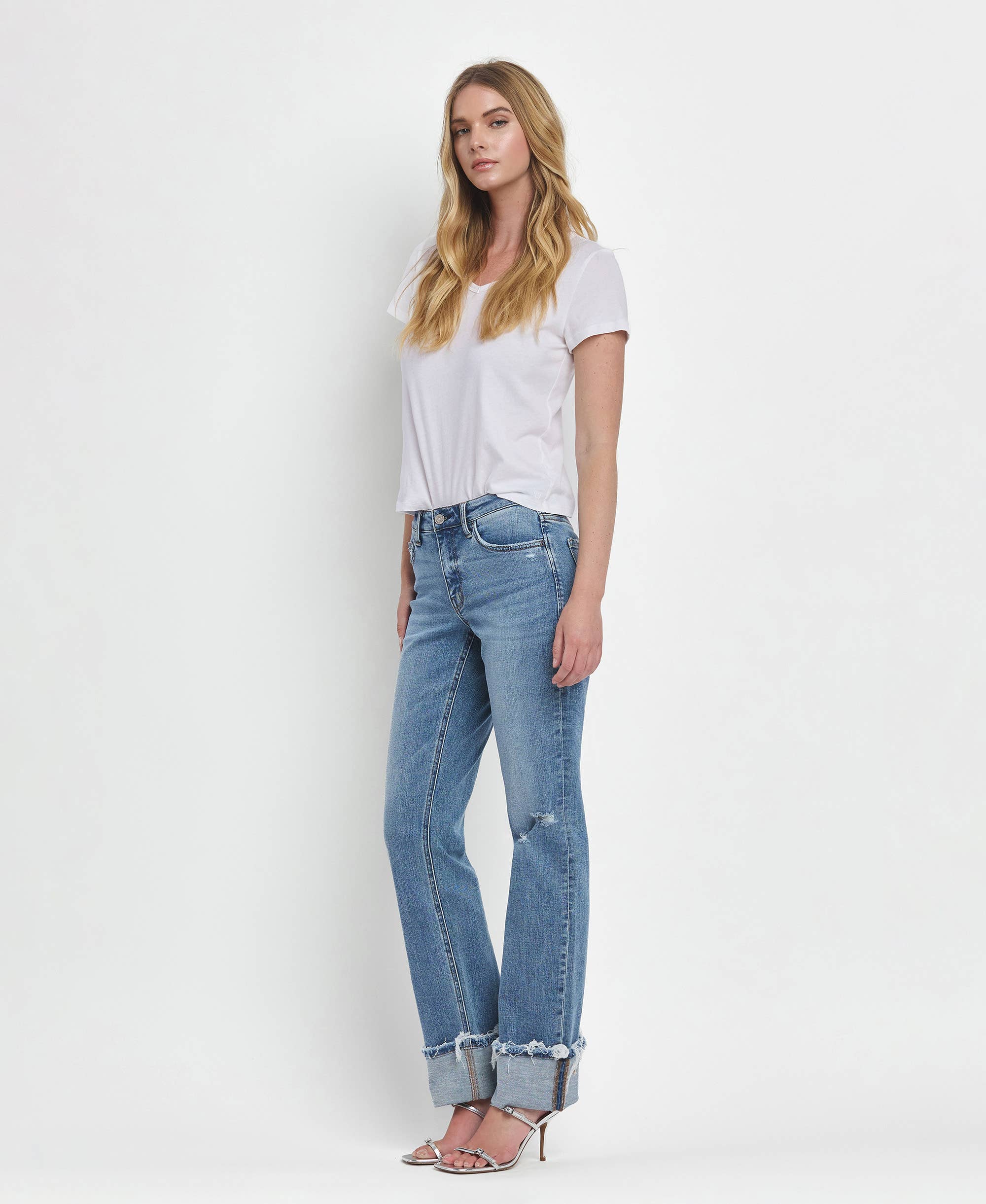 Mid Rise Cuffed Straight Jean