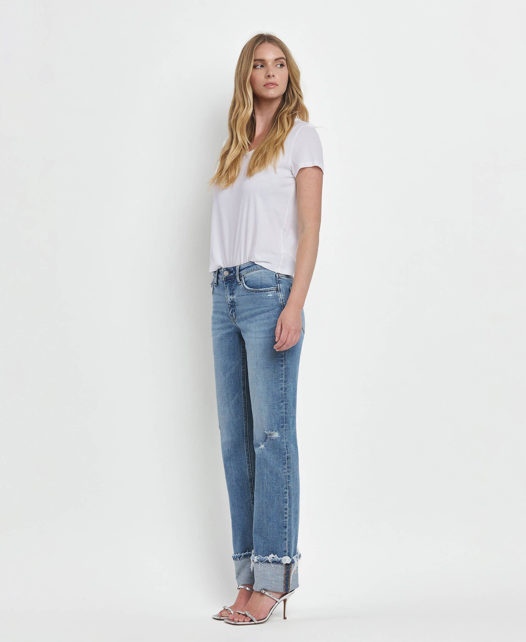 Mid Rise Cuffed Straight Jean