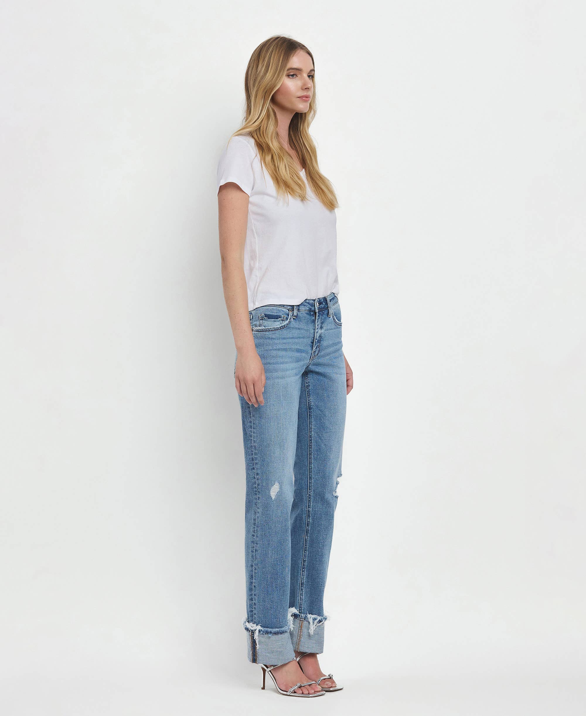 Mid Rise Cuffed Straight Jean