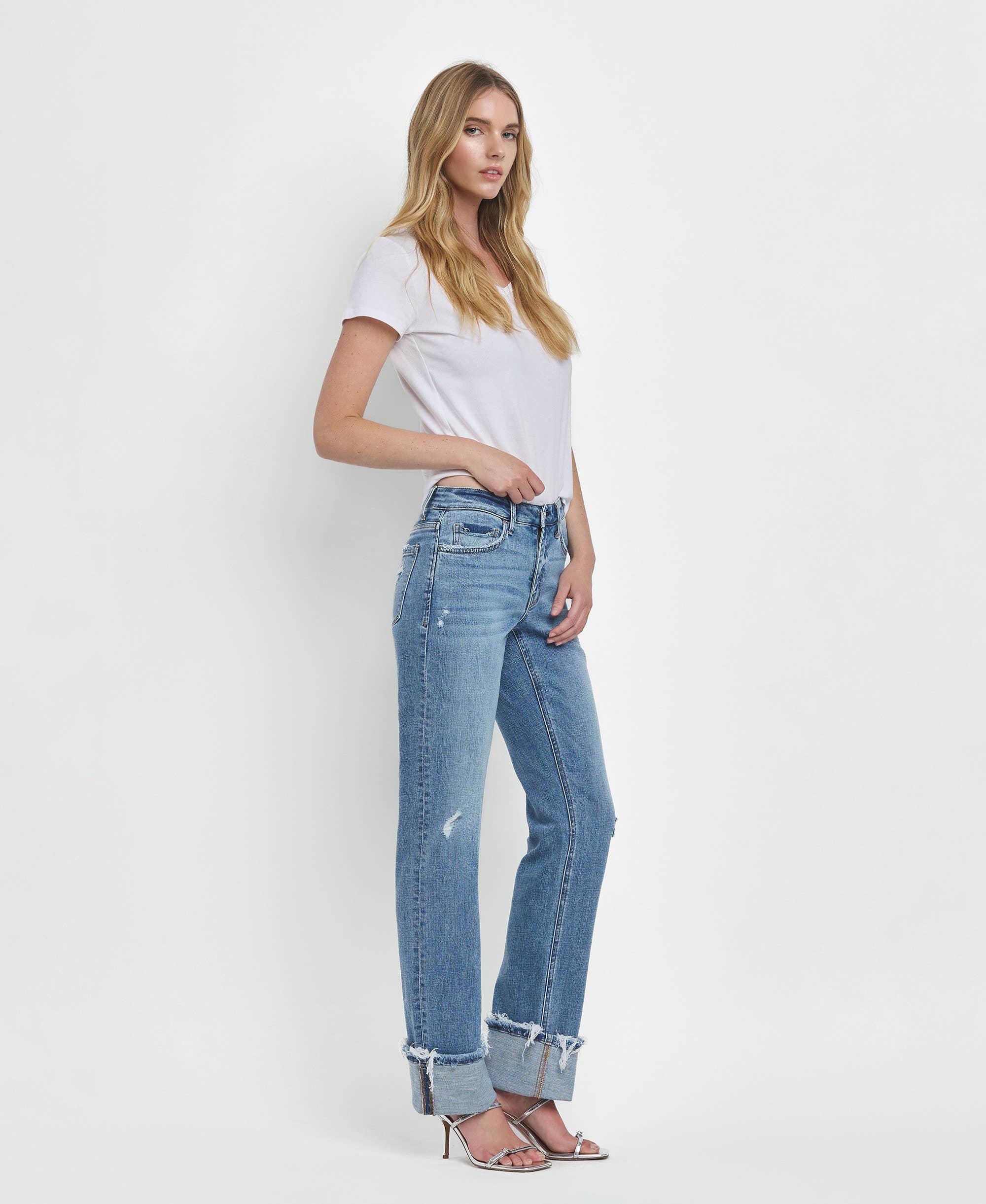 Mid Rise Cuffed Straight Jean