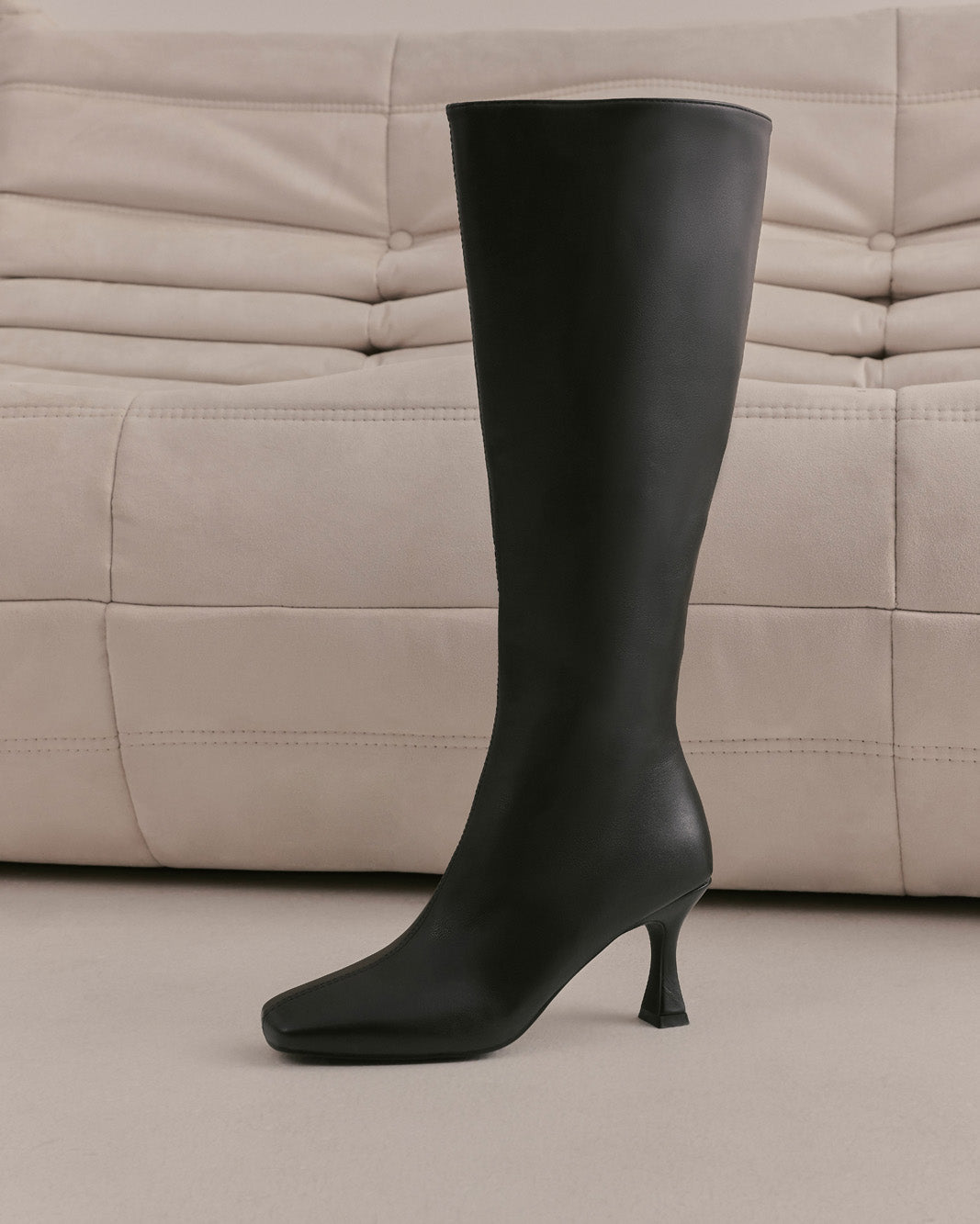CORBIN - BLACK