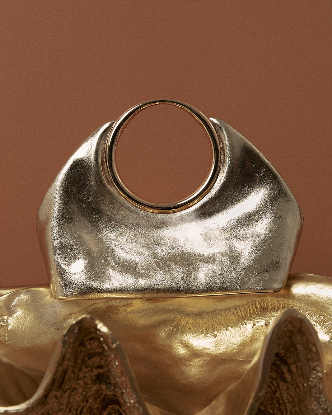 MONROE HANDLE BAG - GOLD METALLIC