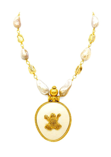 Freshwater Pearl Gold White Shell Pendant Necklace