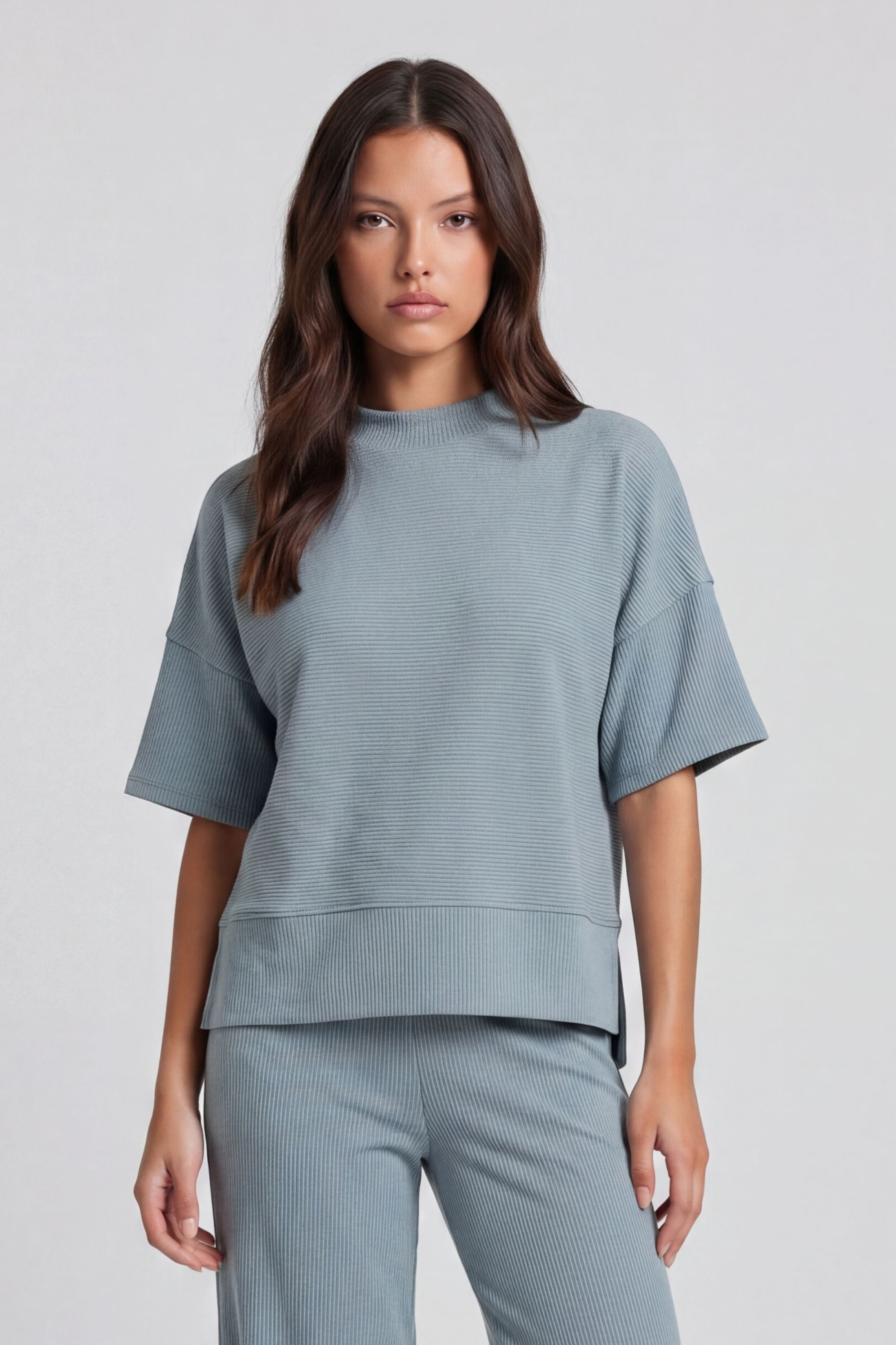 Izzy Ribbed Round Neck Tee