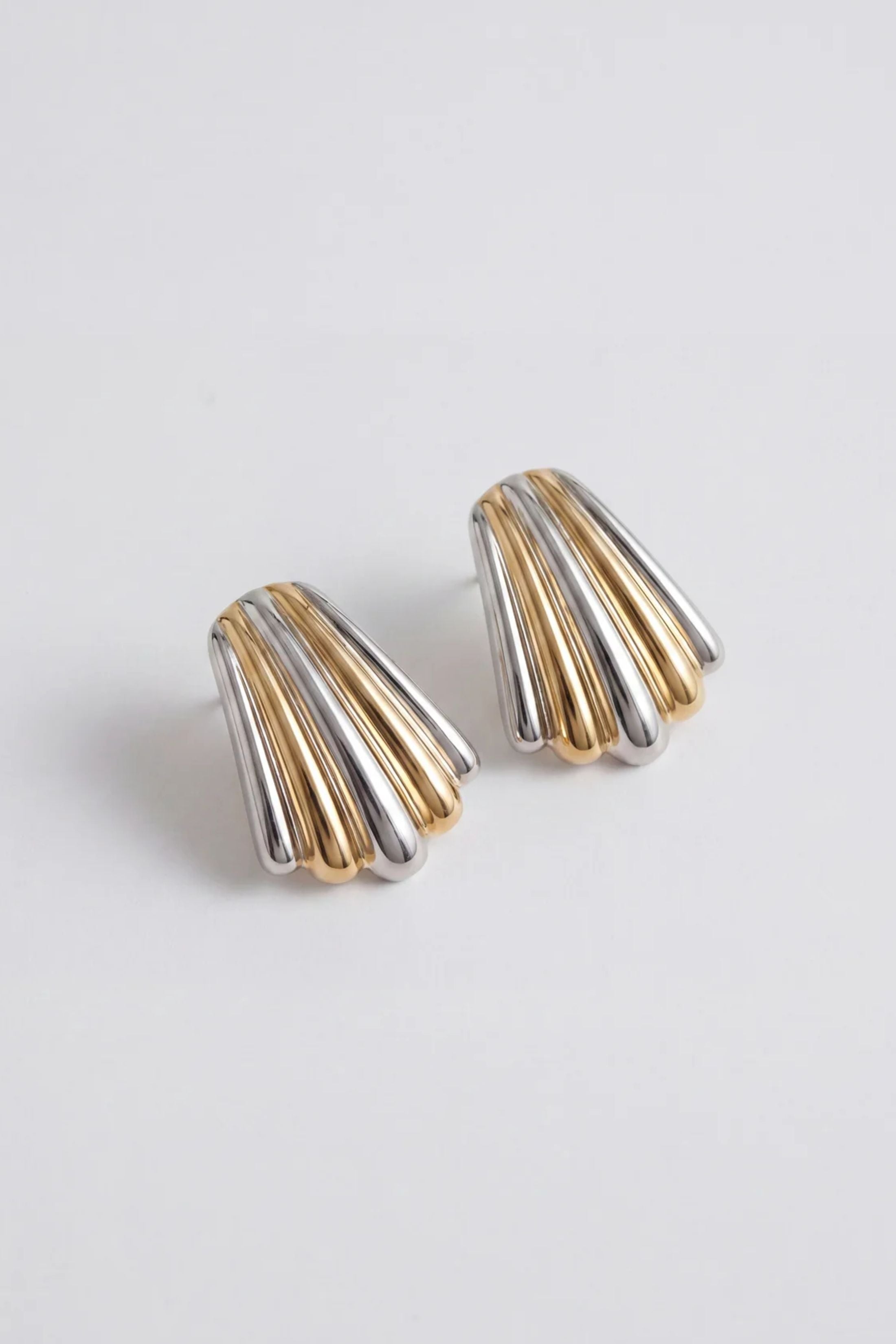 Daphne Drop Earrings