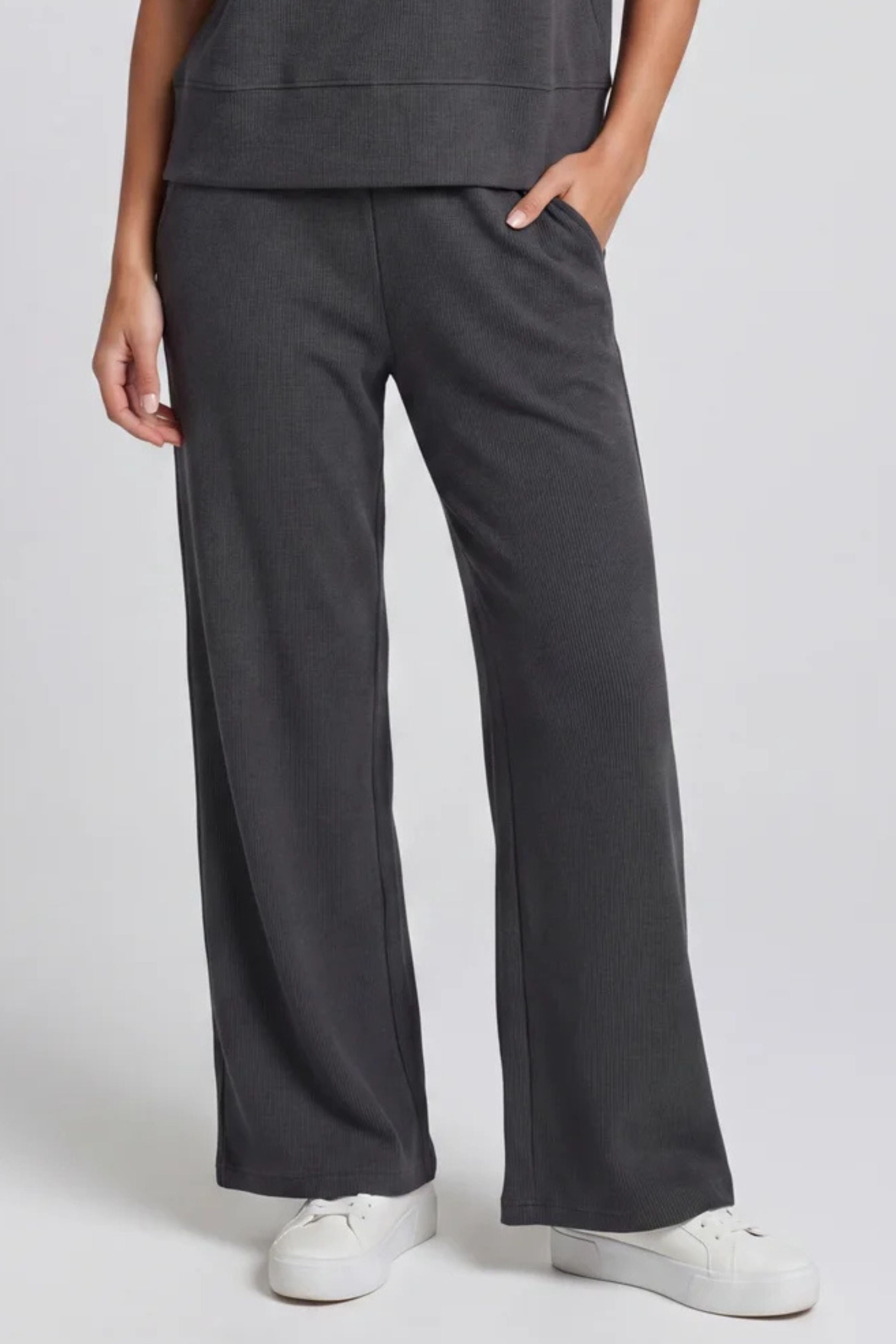 Izzy Ribbed Lounge Pants