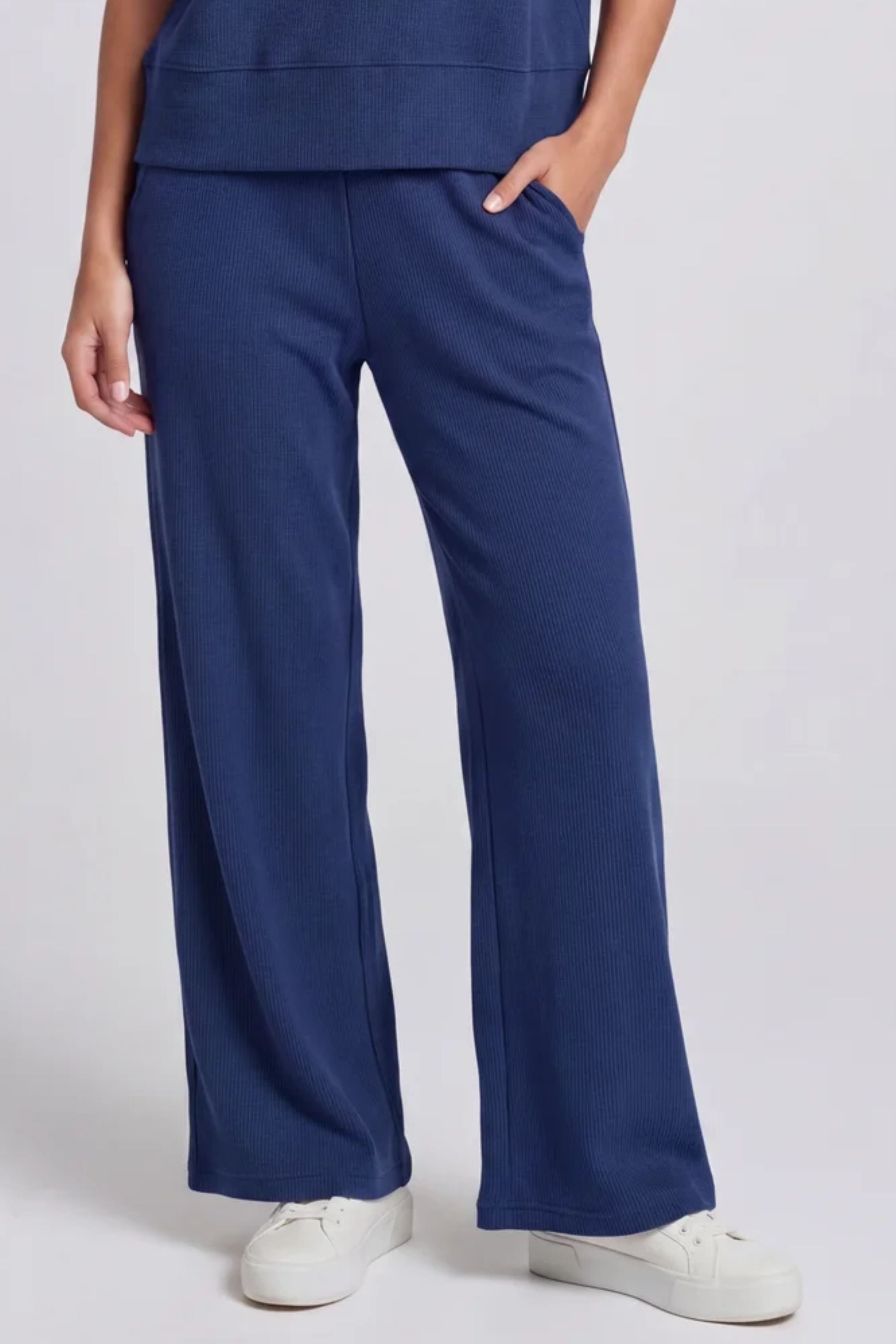 Izzy Ribbed Lounge Pants