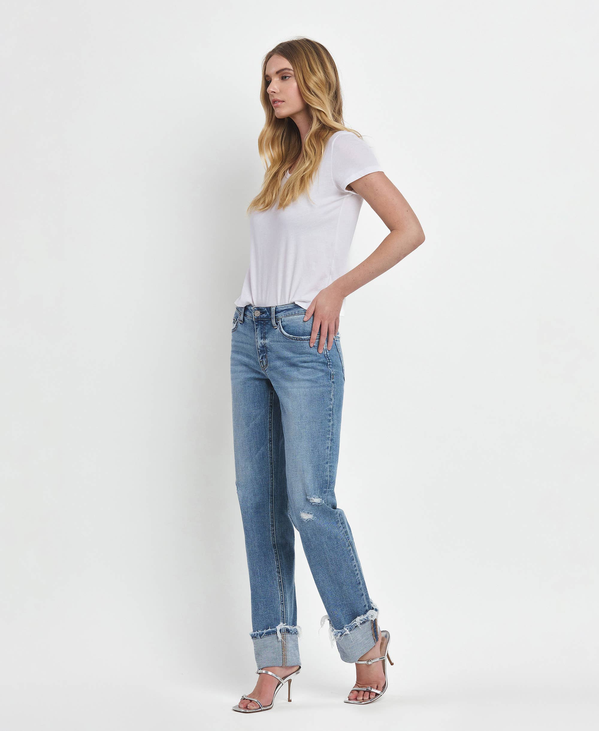 Mid Rise Cuffed Straight Jean