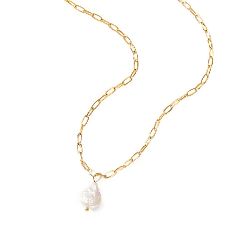 Shelby Pearl Necklace