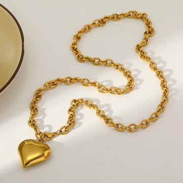 Harper Heart Necklace
